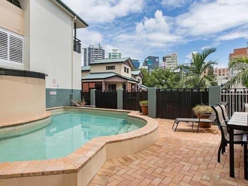 The Sedgebrook On Leichhardt Aparthotel Brisbane Ngoại thất bức ảnh